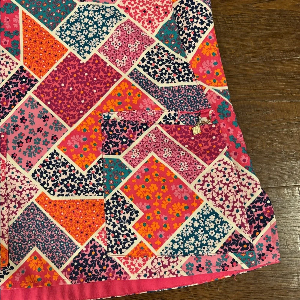 Vera Bradley Lot of Scrub Tops - Picture 3 of 11